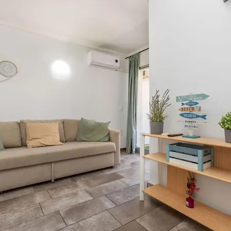 Apartment Marc Miami By Interhome *